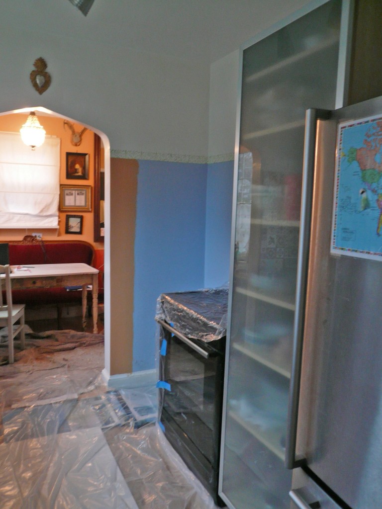 Kitchen before demolition of partition wall